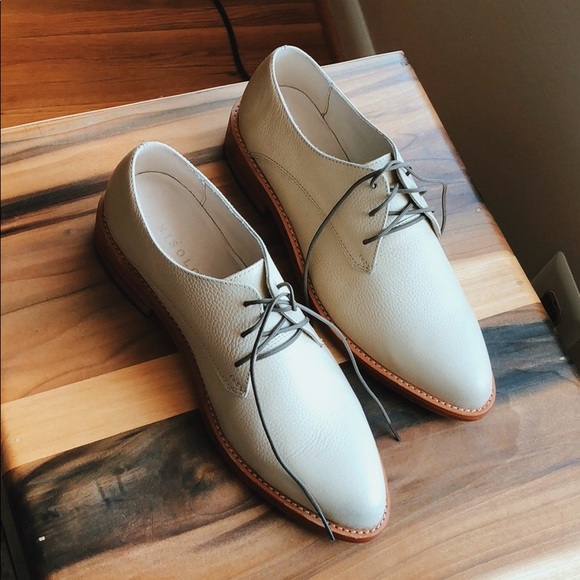 Nisolo Shoes - BRAND NEW NISOLO | James Oxford (Bone) - SIZE 7